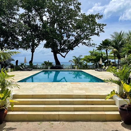 Las Brisas Villa - Chateau Elysium โบวาลง ภายนอก รูปภาพ