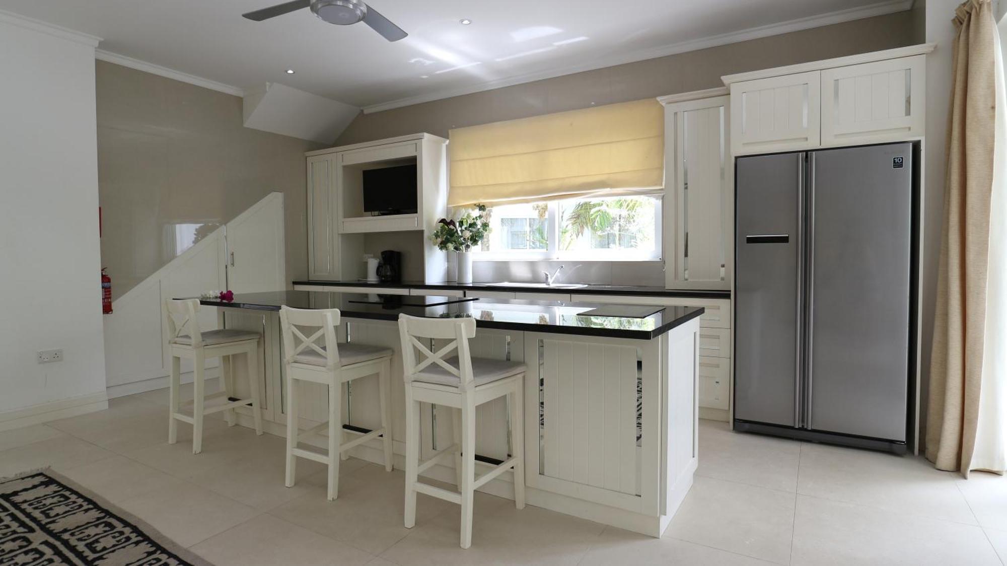Las Brisas Villa - Chateau Elysium โบวาลง ภายนอก รูปภาพ